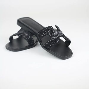 Hermes Oran - Black